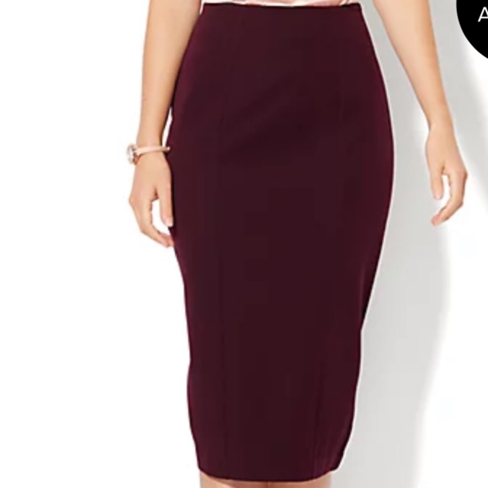 7th Avenue Ruffled Back Pencil Skirt, True Burgundy